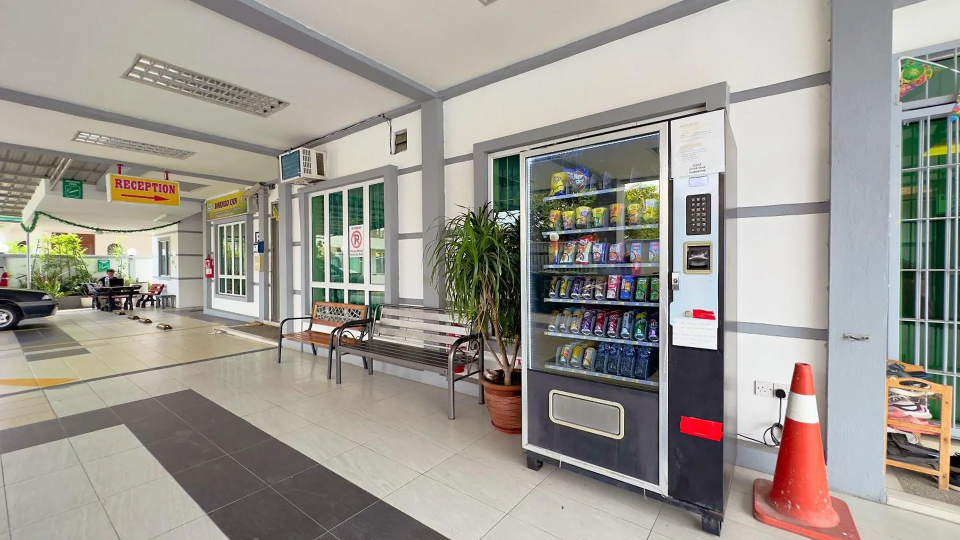 Hotell Borneo Inn Kota Kinabalu